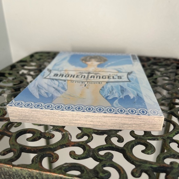 ๐3 for $20 Manga DEAL!๐ TOKYOPOP Broken Angels By Setsuri Tsuzuki Volume 1 - Picture 4 of 4